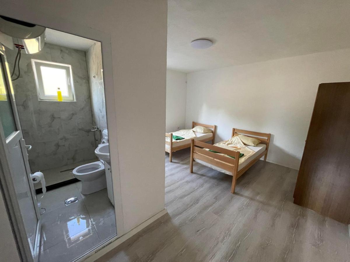 Rock Hostel Prisztina Zewnętrze zdjęcie